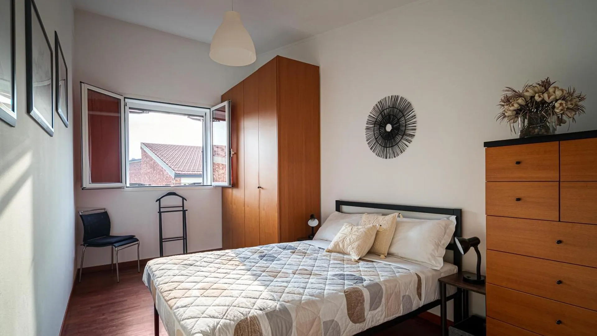 Accomodo Mit39 Trivano San Siro Milan Italy